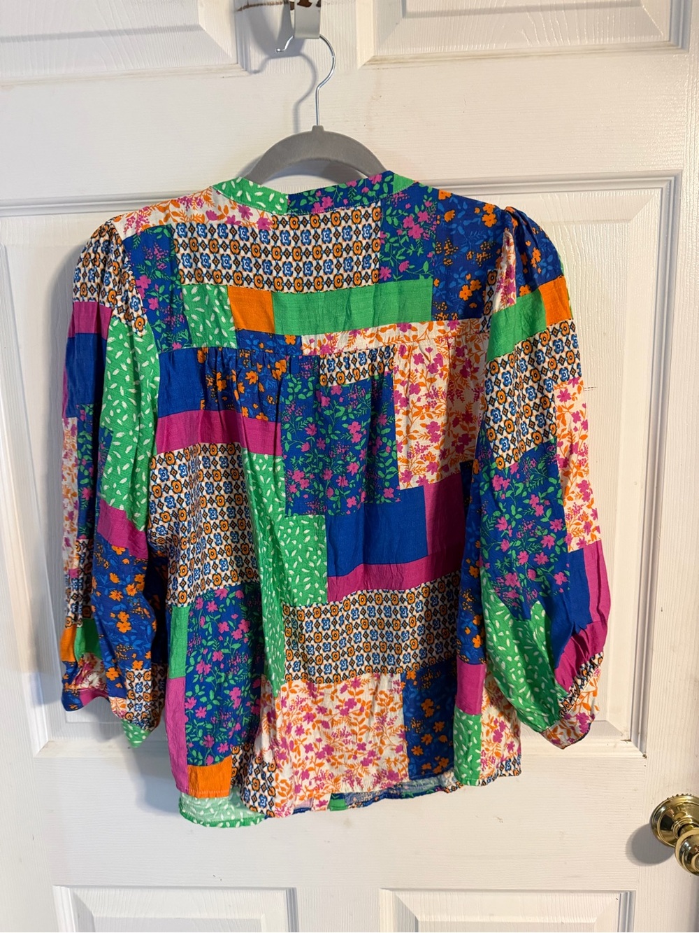 Fate Patchwork Floral Button-Front Blouse in Green, Blue, Pink, White - Picture 2 of 3